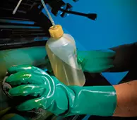 Материалы для химстойких перчаток